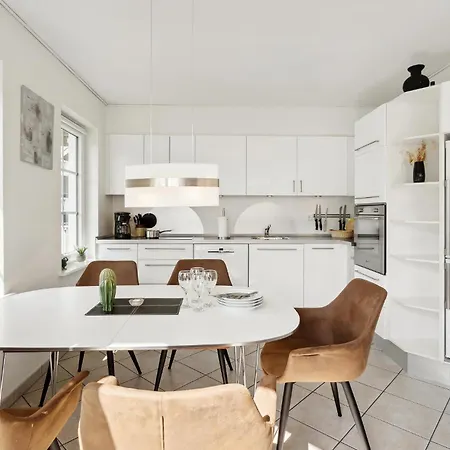 Lägenhet Three-bedroom In Bogense