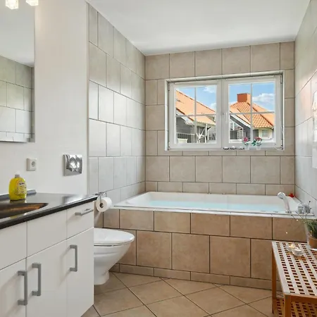 3 Bedroom Awesome Apartment In Bogense *